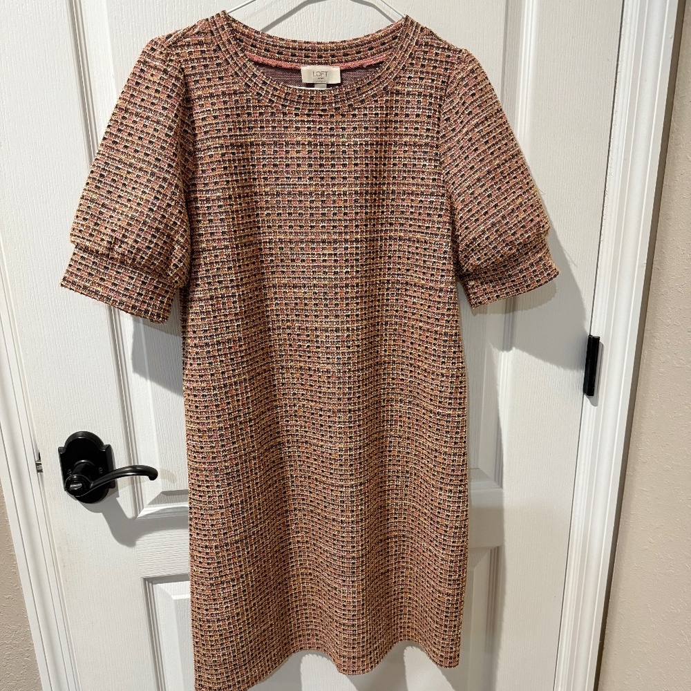 LOFT Pink Metallic Tweed Shift Dress with Puff Sleeves. Sz M